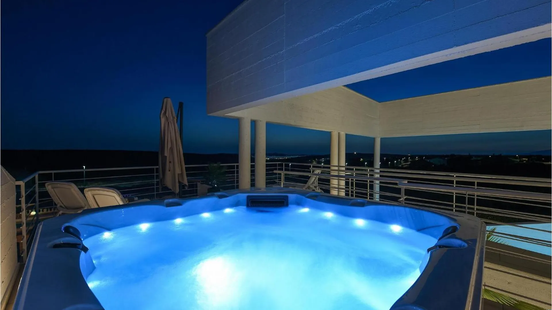 Villa Dante Debeljak Holiday home