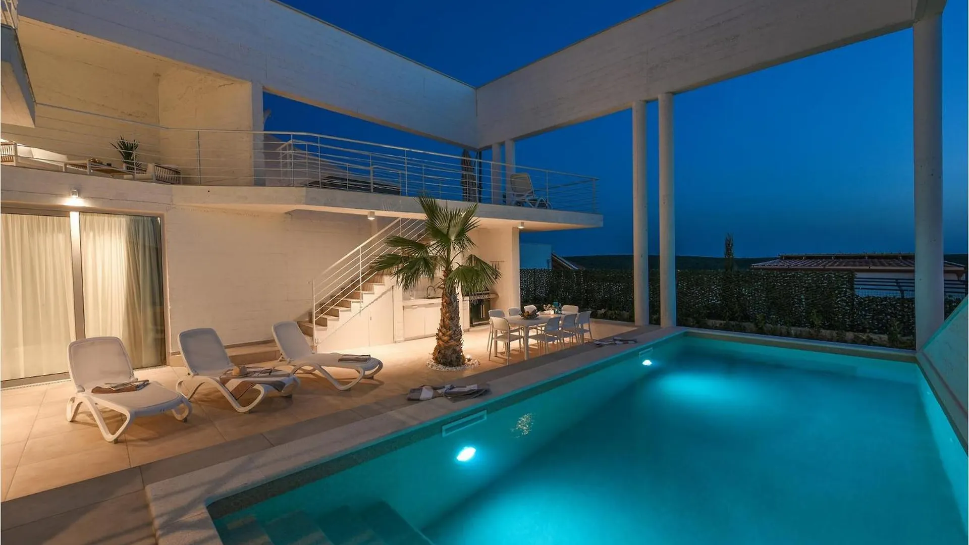 Villa Dante Debeljak